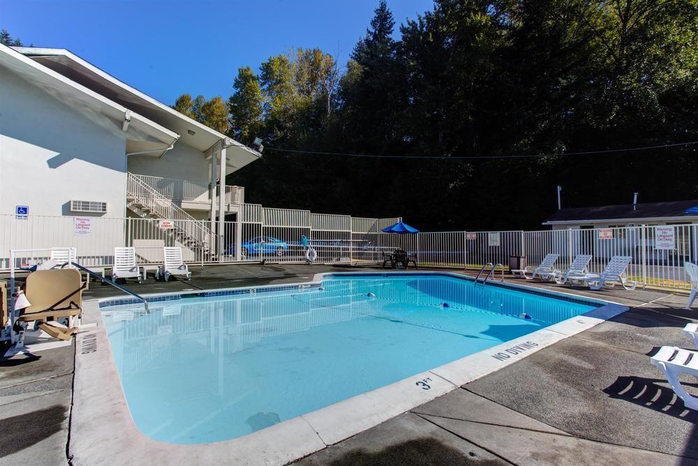 Motel 6-Kelso, Wa - Mt. St. Helens ภายนอก รูปภาพ