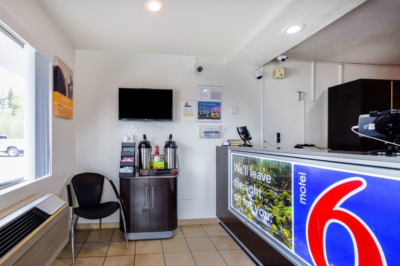 Motel 6-Kelso, Wa - Mt. St. Helens ภายนอก รูปภาพ