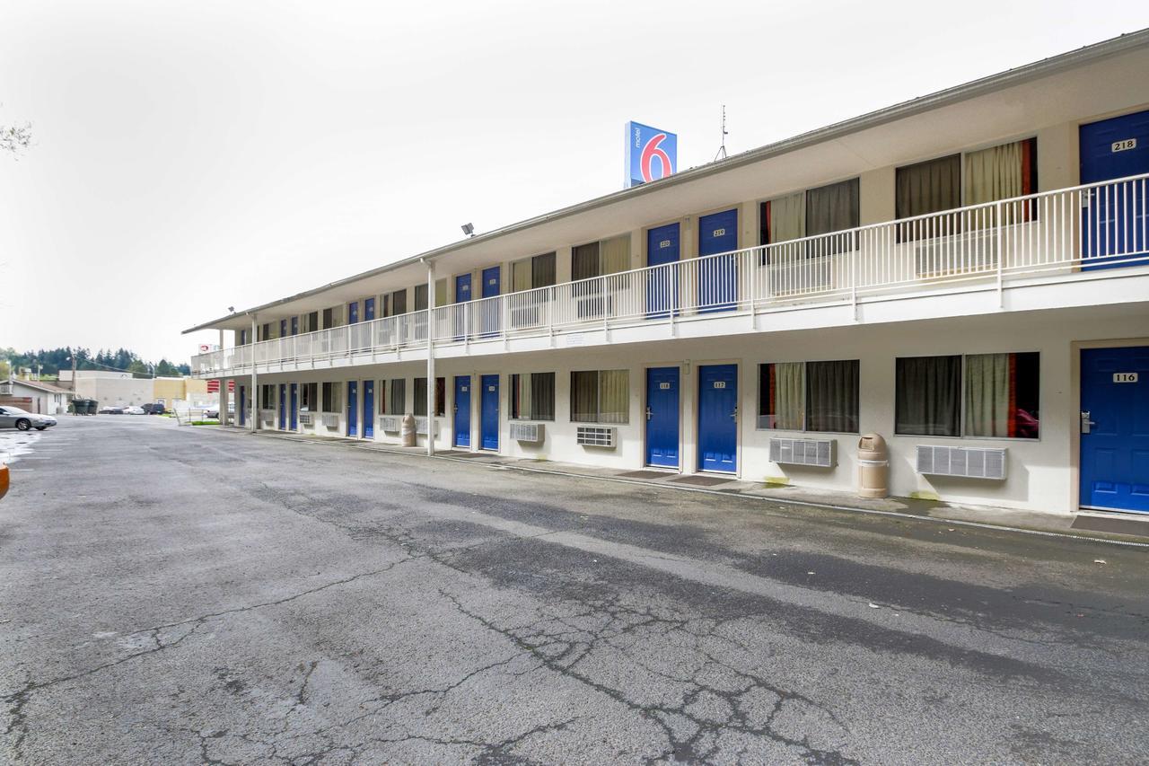 Motel 6-Kelso, Wa - Mt. St. Helens ภายนอก รูปภาพ