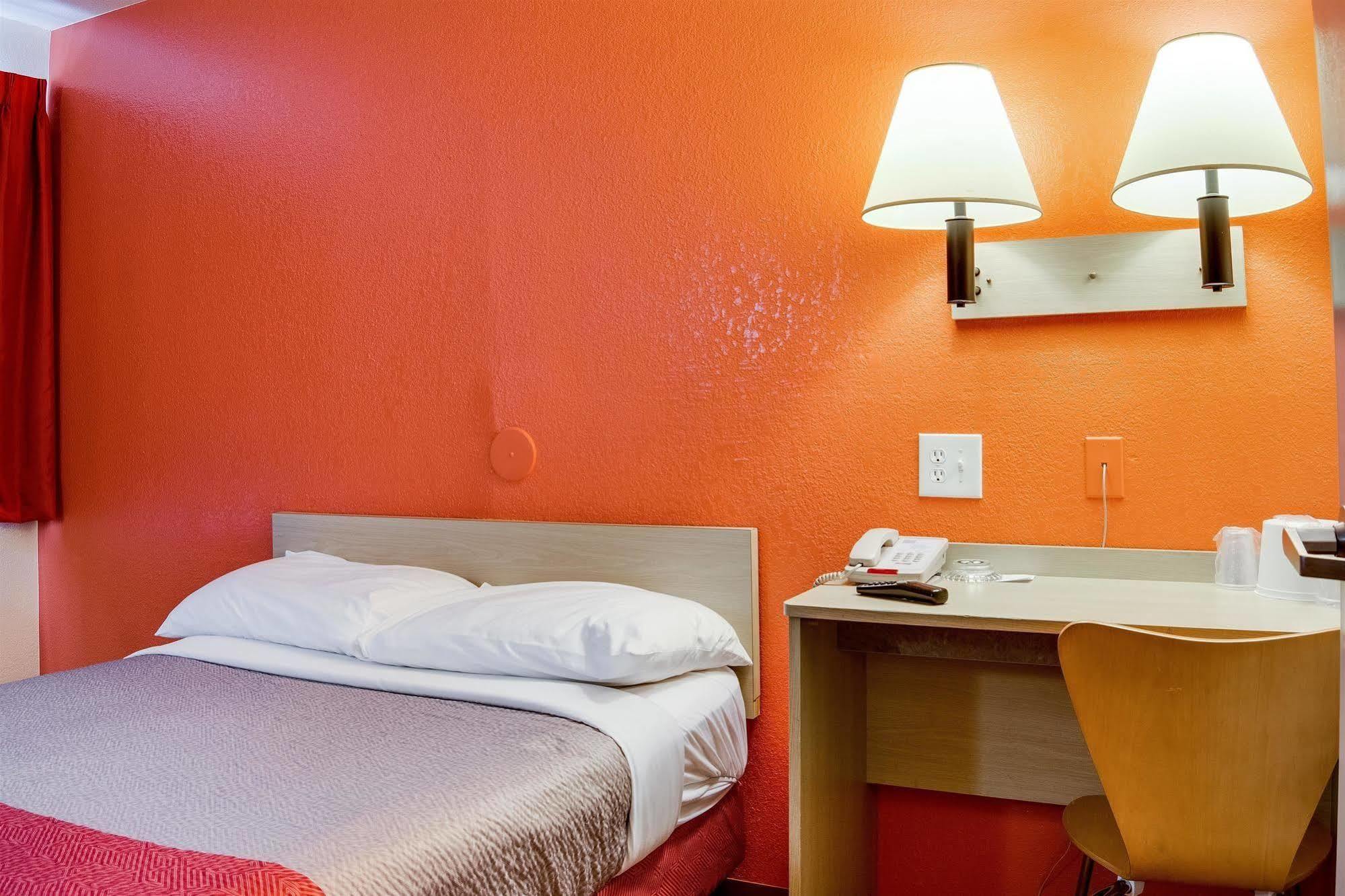 Motel 6-Kelso, Wa - Mt. St. Helens ภายนอก รูปภาพ